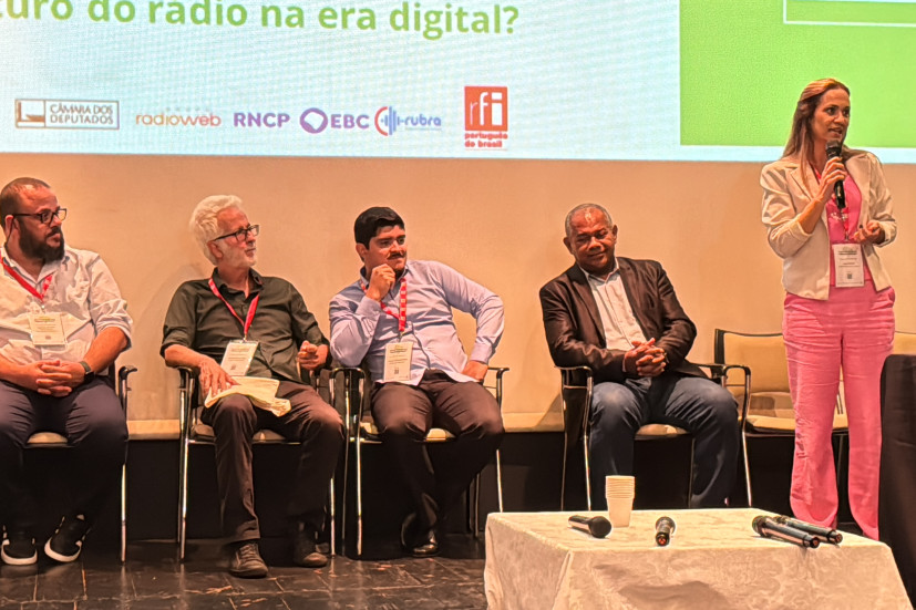 Rádio Câmara de Sete Lagoas participa de encontro nacional que debate o futuro do rádio no Brasil