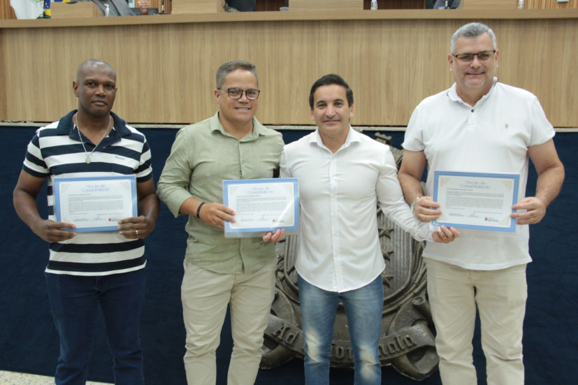 Câmara Municipal de Sete Lagoas homenageia veteranos do 4º GAAAe em Sessão Solene
