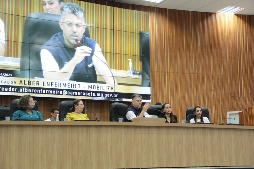 Representantes da Saúde e famílias atípicas participaram de Audiência Pública sobre cuidados às Pessoas com Deficiência
