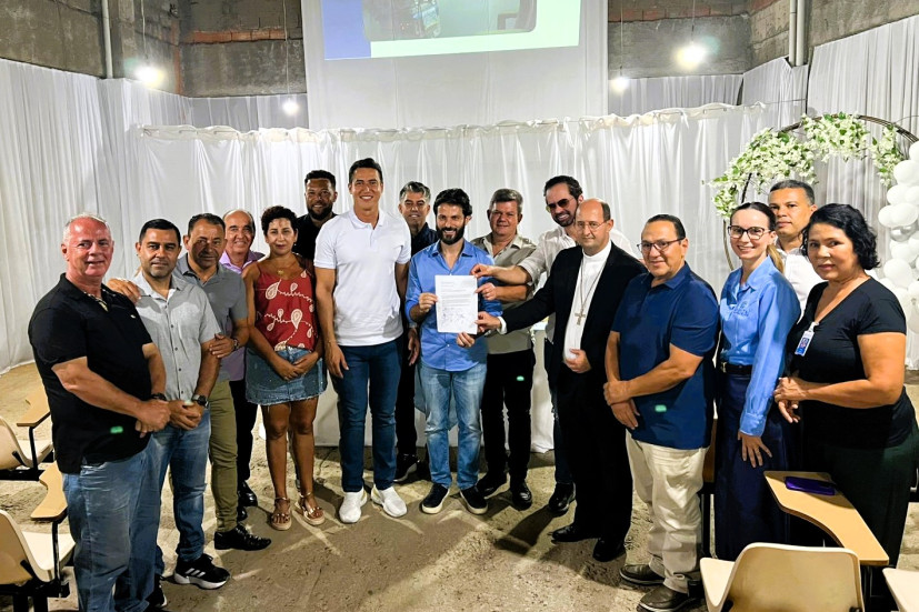 Vereadores de Sete Lagoas participam de agenda com secretário de Estado de Governo no HNSG