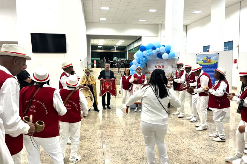 Câmara de Sete Lagoas homenageia Guarda Feminina do Divino Espírito Santo com Moções de Congratulação