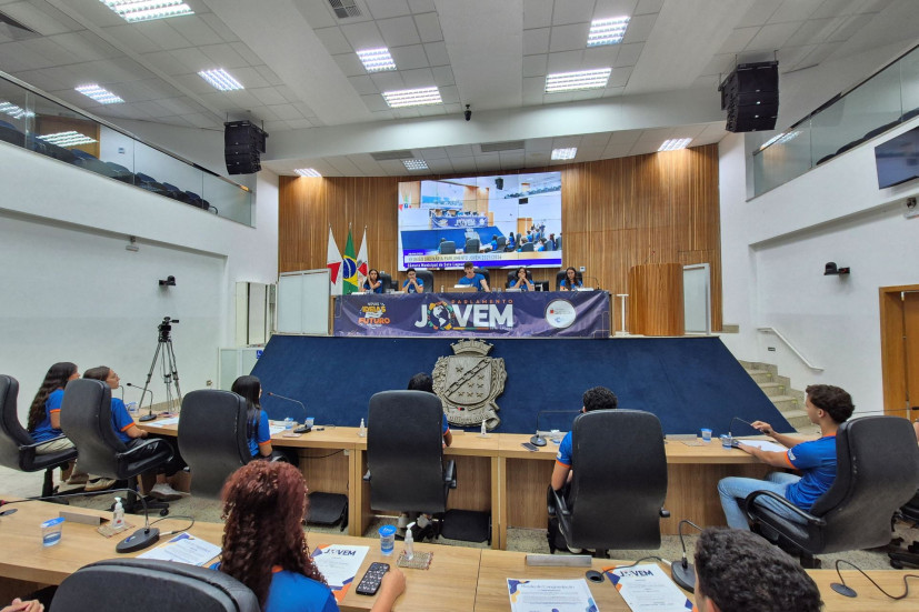 Parlamento Jovem de Sete Lagoas apresenta nove anteprojetos com foco em ciência e cidadania 