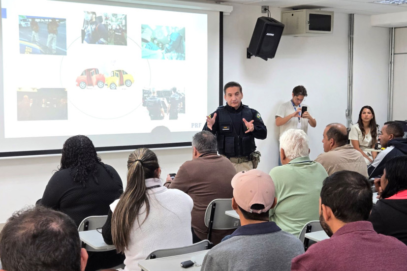 Servidores municipais de Sete Lagoas passam por capacitação e reciclagem em segurança no trânsito