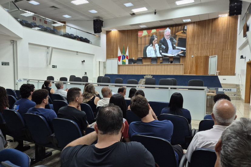 Rádio Câmara de Sete Lagoas recebe gravação especial de “A Voz do Brasil” 