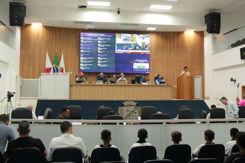 35ª Reunião Ordinária tem 21 matérias aprovadas e debate sobre início das atividades do Hospital Regional 